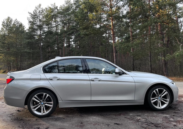 BMW Seria 3 cena 77900 przebieg: 131000, rok produkcji 2016 z Lubaczów małe 67